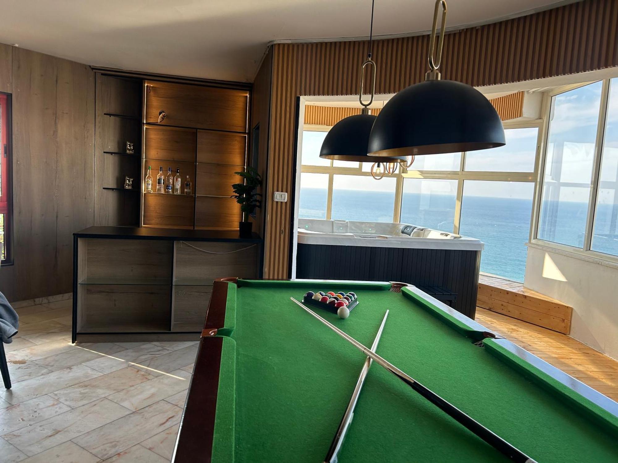 Sea-Front Apartment Netanya Luaran gambar